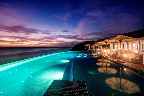 SUNSET POOL CAFÉ